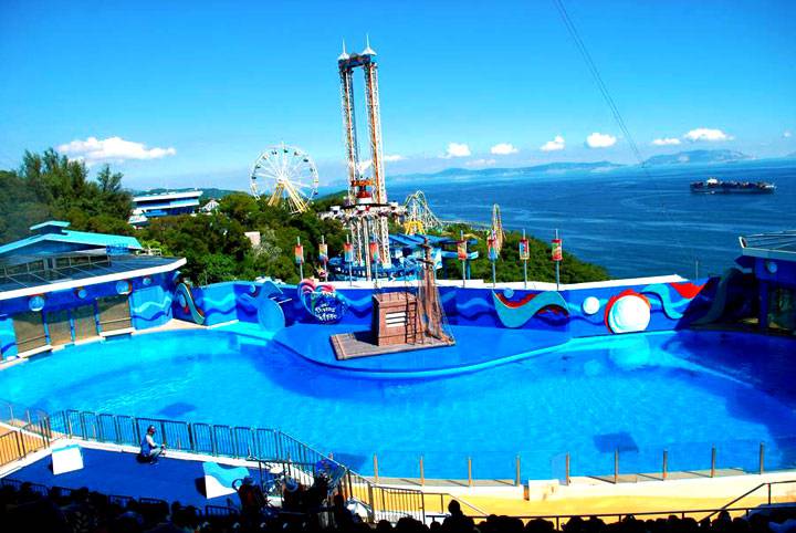 Hong kong with Lantau island 360 Cable car 